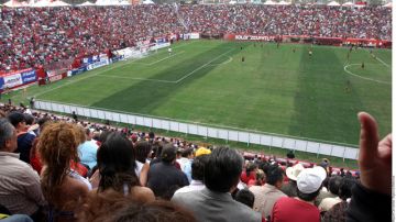 El Estadio Caliente tendrá lleno hasta las banderas al arrancar los Xolos como locales en el Clausura 2012.