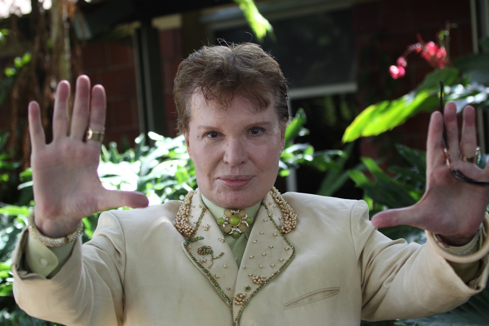 Walter Mercado.