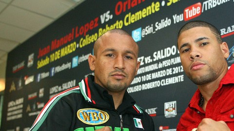 Salido (izq.) y 'Juanma' López  posan para los medios.
