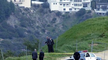 Autoridades investigan el hallazgo de una cabeza de hombre en una bolsa, en las inmediaciones del cartel de Hollywood.