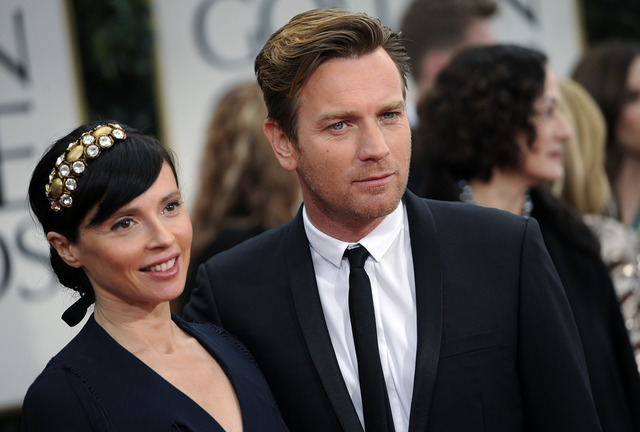 Ewan McGregor  y su esposa Eve Mavrakis el pasado domingo en la entrega de los Globos de Oro en Beverly Hills.