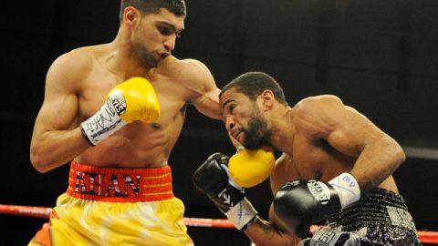 Amir Khan ha sido muy solidario, aportando su mayor esfuerzo en la lucha contra el coronavirus.