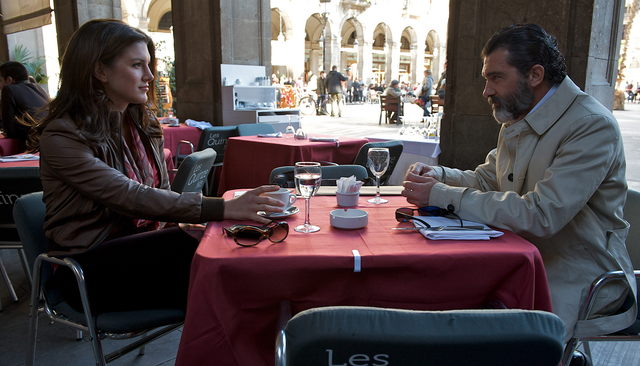 Gina Carano y Antonio Banderas en una escena de  'Haywire'.