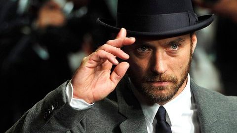 Jude Law tiene 44 años y tiene cinco hijos.