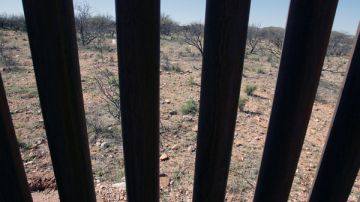 La frontera de Arizona con México, principalmente en el sector de Tucson, es un área de cruce constante de drogas e indocumentados.