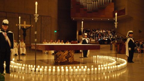 Una ceremonia el sábado en la Catedral de Los  Ángeles marca el aniversario de la legalización del aborto en EEUU.