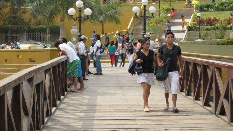 El Puente de los suspiros el sitio más romántico de Barranco.
