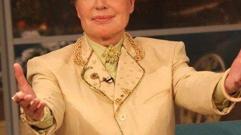 Walter Mercado se recupera y está ansioso por regresar a Puerto Rico.