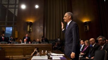 Eric Holder, titular del Departamento de Justicia, enfrenta fuertes críticas por su labor.