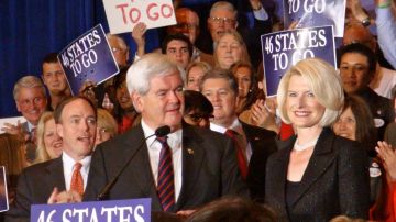 Gingrich, junto a su esposa Callista, en el Rosen Center, en Orlando, en la noche de elecciones.