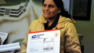 Una mexicana llenaba su solicitud de inscripción para votar en la organización Casa Aztlán, en meses pasados.