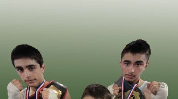 A Ángel Salvador (izq.), David (centro) y Jonathan Navarro les corre el boxeo por la sangre.