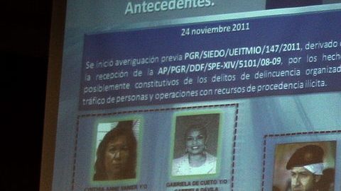 Imágenes de los cuatro detenidos (i) del operativo 'Huesped' que permitió descubrir el intento de introducir en México a Saadi Gadafi (d).