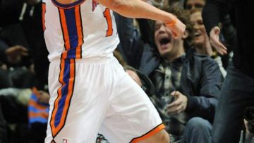 Jeremy Lin ha mantenido al borde de las butacas a la bullanguera fanaticada neoyorquina en el Madison Square Garden.