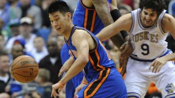 Jeremy Lin (izq.) de los Knicks es, junto al español Ricky Rubio (der.), de los Timberwolves, dos de los jóvenes más talentosos en la actual temporada de la NBA.