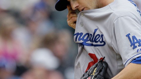 Garland apenas pudo abrir nueve juegos con Dodgers en 2011.