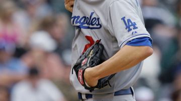 Garland apenas pudo abrir nueve juegos con Dodgers en 2011.