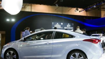 El Elantra de Hyundai. Un ejecutivo dijo que es el vehículo más importante que la empresa 'ha lanzado en su historia'.
