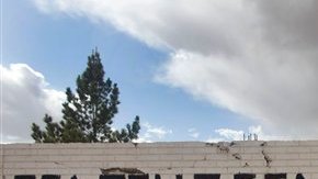 Las posturas de Mitt Romney en contra de los inmigrantes han provocado que sus hermanos en la fe luchen para que él no salga electo.