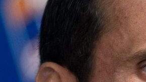 El candidato opositor Henrique Capriles asegura que Hugo Chávez utiliza cualquier artimaña en su contra.