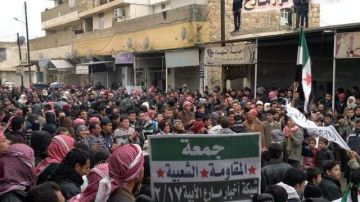 Manifestación realizada el viernes en contra de las fuerzas del régimen del presidente Bachar al Asad.