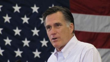 Romney se enfocó en sus propuestas económicas y prefirió esquivar el tema migratorio