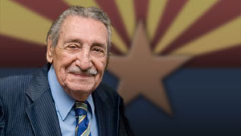 Raúl Castro,exgobernador mexicano de Arizona.