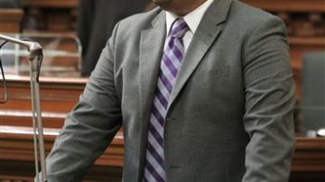 El legislador demócrata Ricardo Lara.