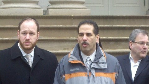 El concejal Fernando Cabrera (D-Bronx), se opone al plan del alcalde Bloomberg.