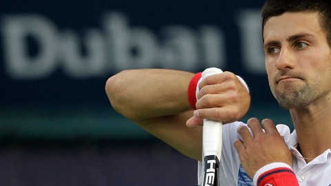 Djokovic no puede ocultar su frustración al final del último set.