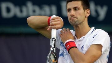Djokovic no puede ocultar su frustración al final del último set.