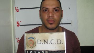 El artista, que responde al nombre de José Altagracia de León Corcino, de 31 años, estuvo detenido desde abril del año pasado en la cárcel preventiva de Najayo, San Cristóbal.