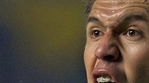 El artillero de Santos, Oribe Peralta,  hizo sonar su cañón.