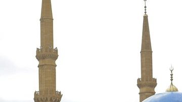 Decenas se manifestaban ayer contra Siria en  Beirut.