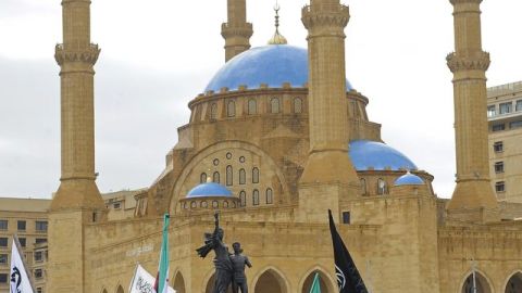 Decenas se manifestaban ayer contra Siria en  Beirut.
