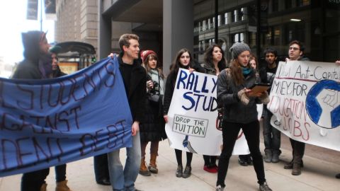 Los estudiantes no darán marcha atrás con las protestas hasta ser escuchados por los funcionarios de la universidad.