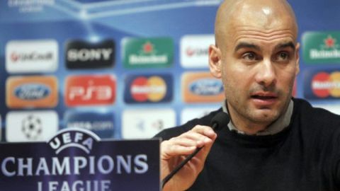Guardiola trató de calmar ayer las aguas al señalar que no tiene sentido quejarse de los árbitros