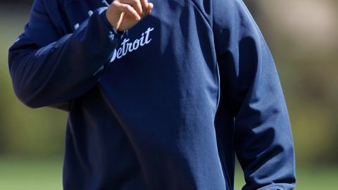 Miguel Cabrera intenta adaptarse a nueva posición en el cuadro.