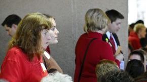 Todo indica que los cuatro aspirantes  republicanos a la candidatura por la presidencia de EE.UU. van a pelear hasta el final. Así las cosas, los miembros del Partido Republicano tienen en sus manos la difícil tarea de con su voto marcar una diferencia en la contienda.