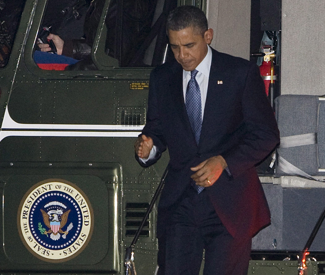 El presidente de Estados Unidos Barack Obama baja de su helicóptero a su llegada a la Casa Blanca el pasado 10 de marzo.