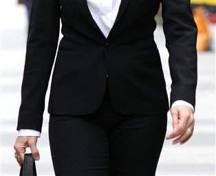 Nicollette Sheridan, que interpretaba a la perversa Edie Britt, perdió hoy un asalto en los tribunales.