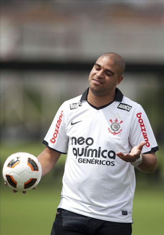 El polémico Adriano quedó ayer fuera del Corinthians.