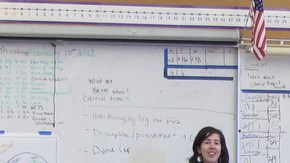 Se estima que un total de 6.2 millones de estudiantes hispanos ocupan las aulas californianas.  Alumnos latinos en una escuela del distrito escolar de Soledad.