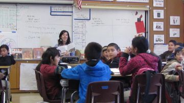 Se estima que un total de 6.2 millones de estudiantes hispanos ocupan las aulas californianas.  Alumnos latinos en una escuela del distrito escolar de Soledad.