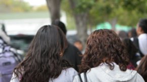 Los proyectos de ley presentados reforzarían la protección de los estudiantes en las escuelas.