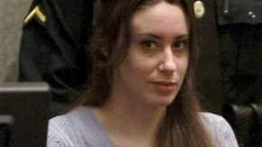 Casey Anthony fue demandada por alegar que una mujer hispana secuestró a su hija Caylee Marie.