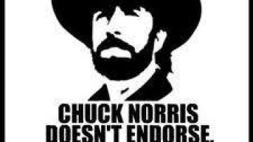 Cartel de apoyo de Chuck Norris a la campaña de Newt Gingrich.