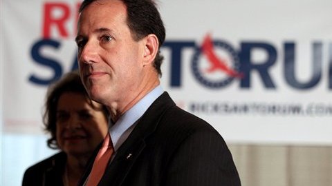 Rick Santorum dejó claro hoy en Puerto Rico que al menos para los republicanos, la llamada estadidad “jíbara” -conservando el español como idioma oficial- no existe.