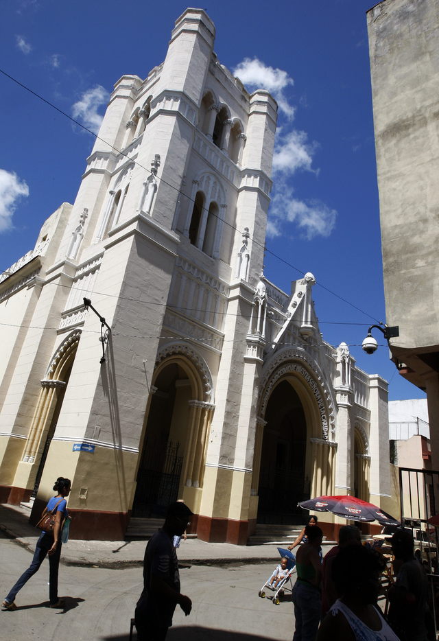 Iglesia de la Caridad en el popular barrio de Centro Habana.