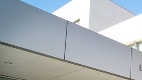 El recinto de Cal State Dominguez Hills en Carson no admitirá estudiantes nuevos en la primavera de 2013.